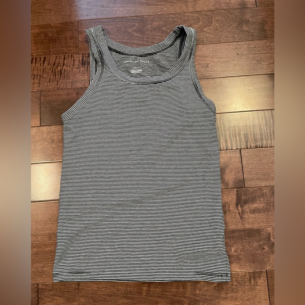 American Eagle Outfitters Black and White Striped Tee